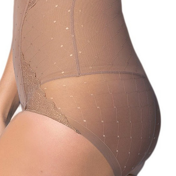 New Leonisa High-Waist Sculpting Panty - Picture 5 of 6